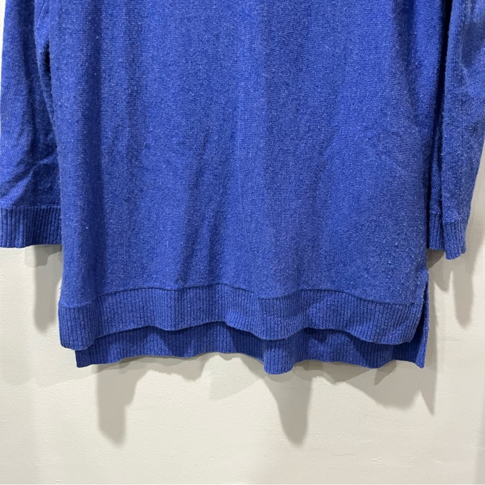 Women's VINEYARD VINES Blue V Neck Cashmere Sweater Size Medium Tunic Style - Picture 3 of 9